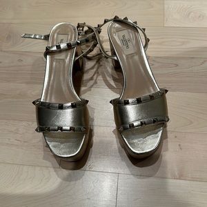 SALE Valentino platform sandals